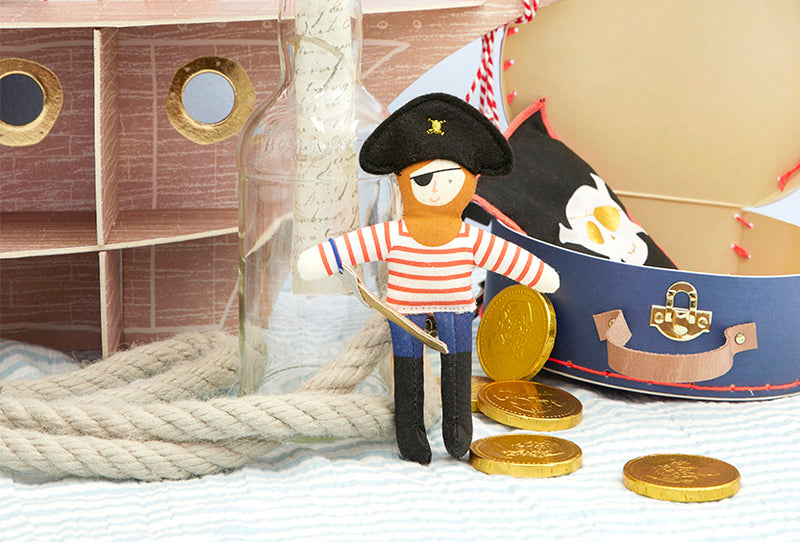 Make The Perfect Pirate Ship