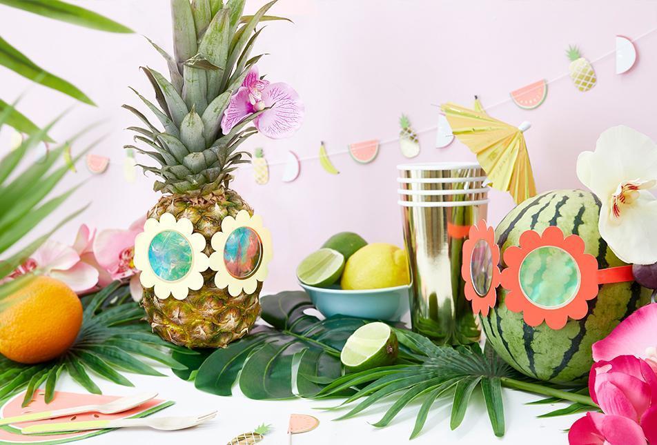 Hot Tips for a Tropical Party – Meri Meri