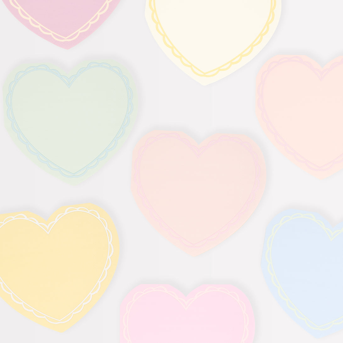 Our party napkins, heart-shaped and with 8 pastel colors, are perfect for a Valentines meal.