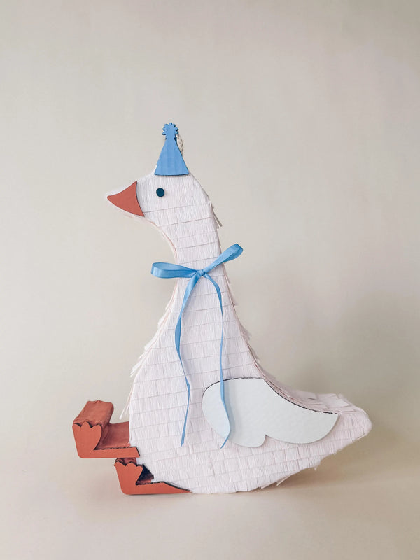 Party Goose Piñata