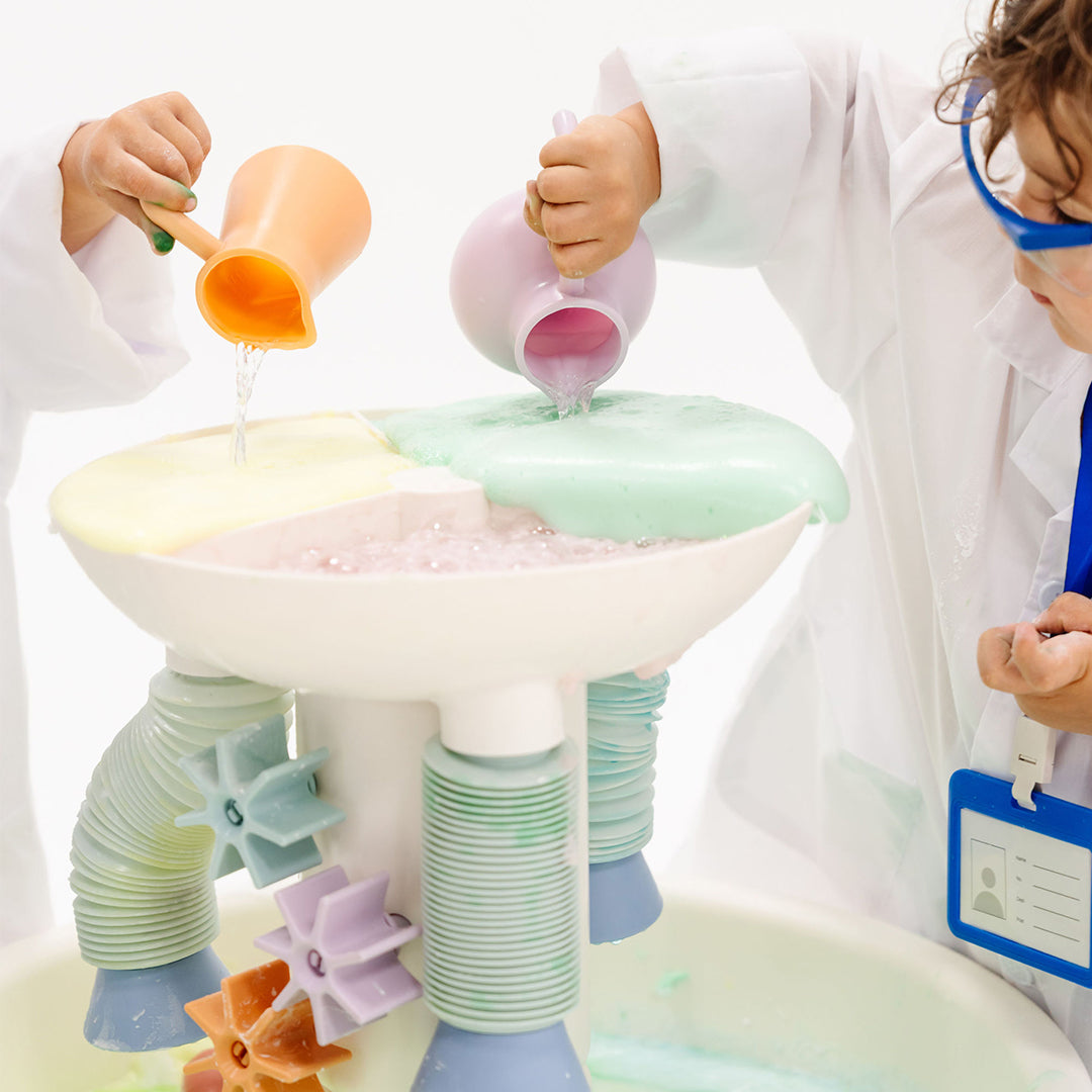 Curiosity Water Table – Meri Meri