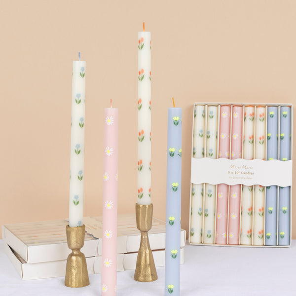 Use our flower candles, in soft springtime shades of ivory, pink and blue with co-ordinating wicks, to add style to any celebration. Image1