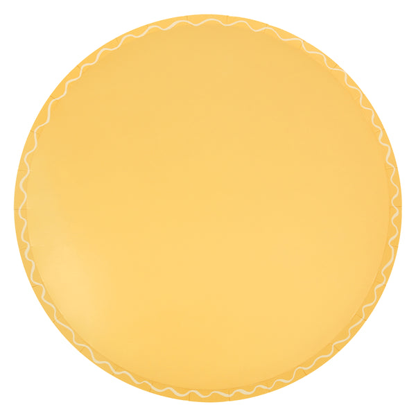 Our paper dinner plates come in a variety of colors to make your party table look amazing. Image6