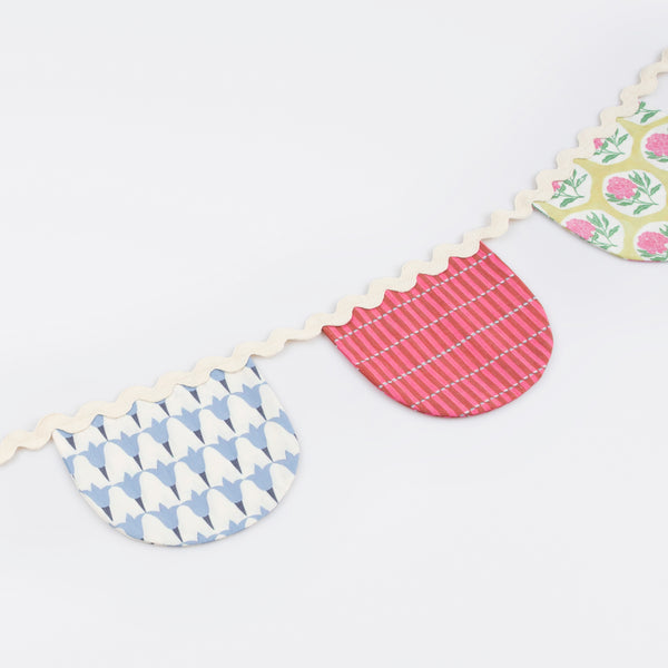 Our fabric garland is a reusable garland for party after party, or as a wall hanging for all year. Image4