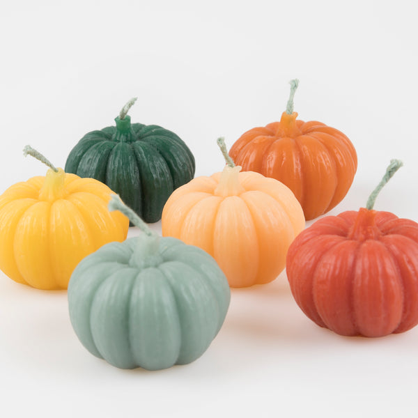 Our pumpkin candles are the perfect Thanksgiving table decorations or for as fall candles. Image6