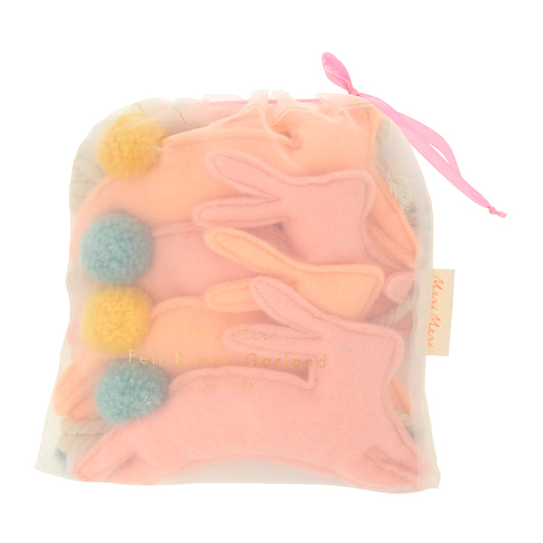 Our Easter garland, with felt bunnies, is the perfect Easter decoration. Image6