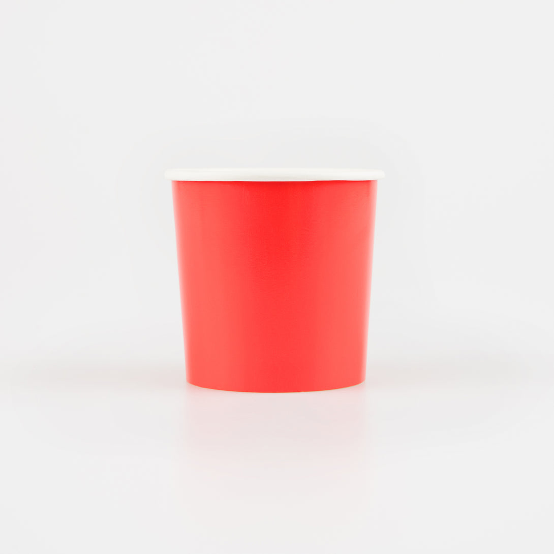 Our paper cups are beautifully crafted in berry red, a stylish choice for any celebration.