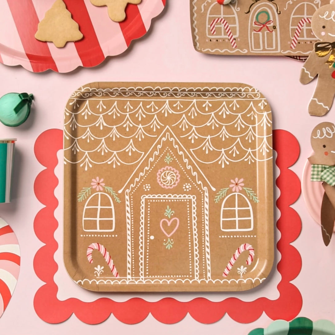 Our Christmas tray is designed to look like a gingerbread house, and is perfect to place food and drinks or, or to use as a craft tray.