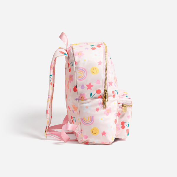 Whether you're heading to class or out and about, this kids' bag is the perfect carry-all for wherever you're going. Image8