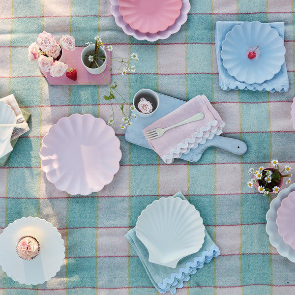 Our party napkins, with ric rac decoration, are perfect for party tableware.
Image2