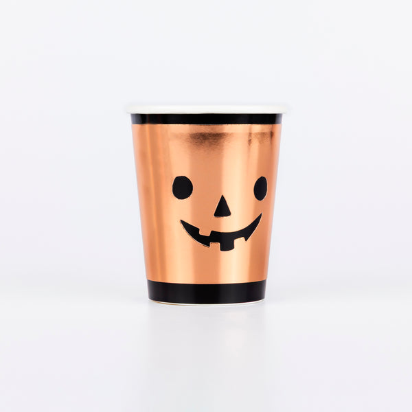 Our Halloween cups feature shiny copper and bold black, with a pumpkin face, disposable cups that look fantastic. Image1