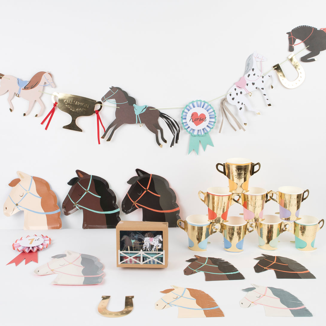 Our party plates, in the shape of horse heads, are perfect for a horse  birthday party.