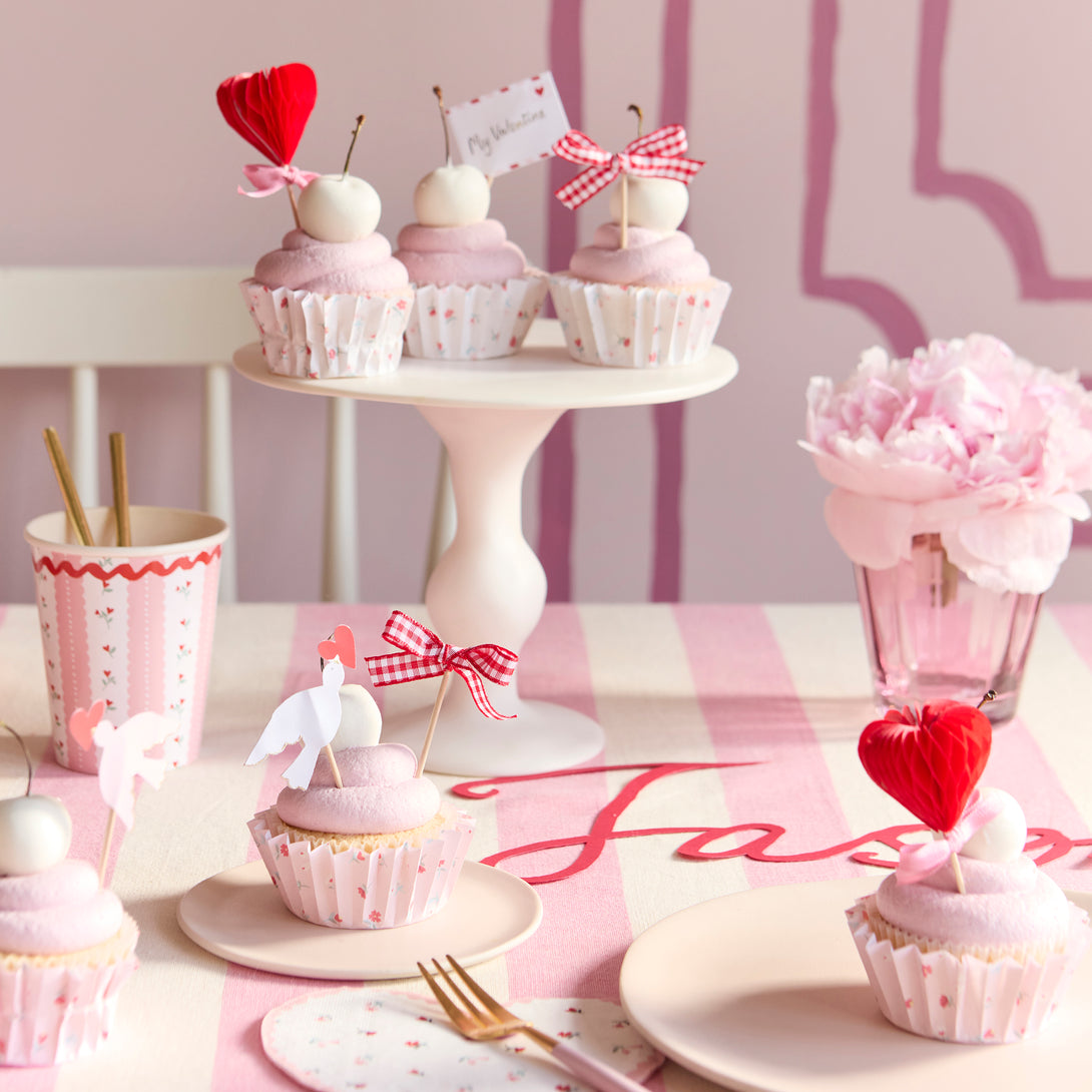 Your Valentine's cupcakes will look super sweet with our pink and red cake toppers and cupcake cases.