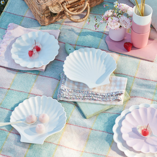 Our party napkins, with ric rac decoration, are perfect for party tableware.
Image3