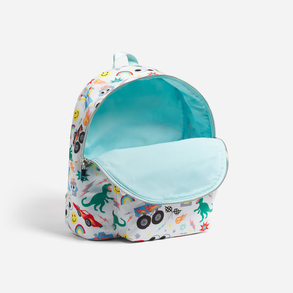 Whether you're heading to class or out and about, this kids' bag is the perfect carry-all for wherever you're going. Image4