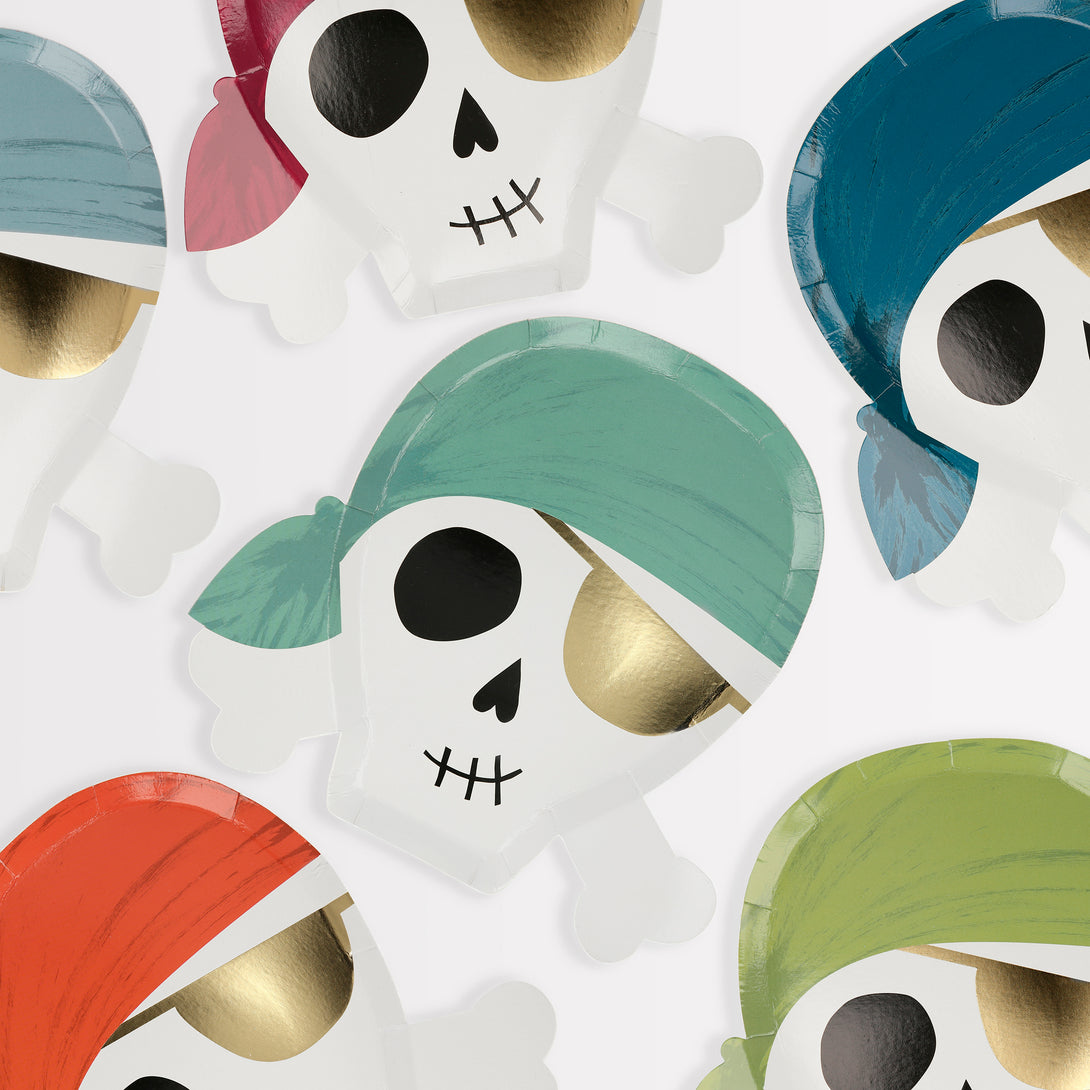 Our paper plates, perfect for a pirate birthday party, have skull and crossbone designs with colorful bandanas.