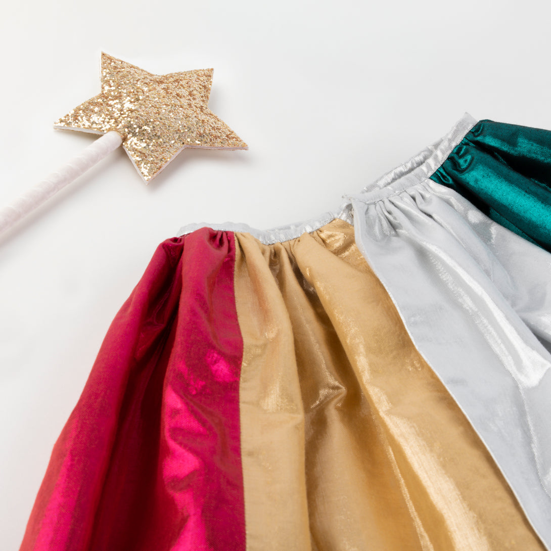 Our lamé metallic fabric cape in 6 colors is perfect for dress up for kids. Image3