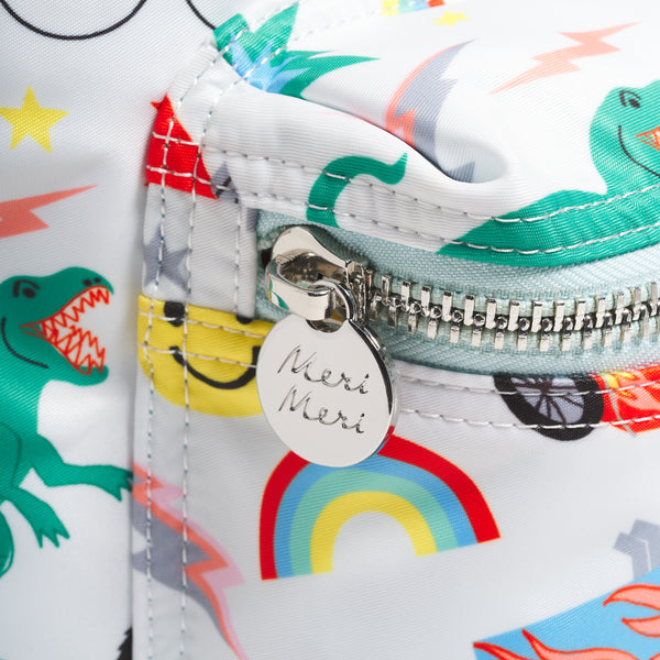 Whether you're heading to class or out and about, this kids' bag is the perfect carry-all for wherever you're going. Image6