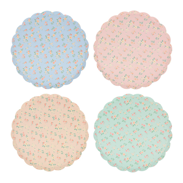 Use our pretty floral plates, made from high-quality paper, in a side plate size, for all your stylish parties.