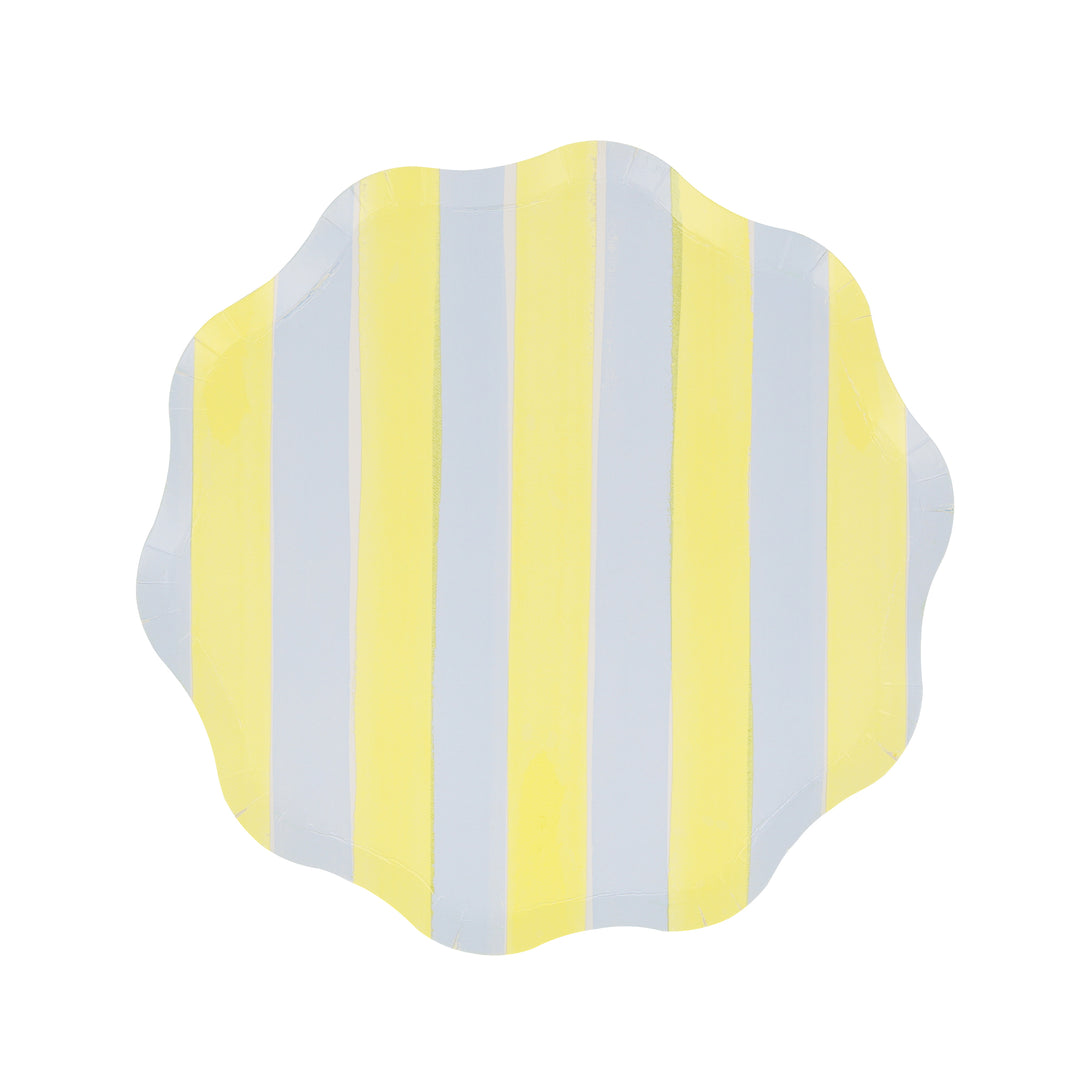 Our side plates, crafted in paper with thick pastel stripes, will look amazing at any spring party or as picnic plates.