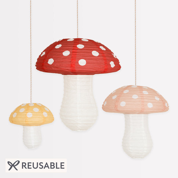 Our on-trend lanterns, in the shape of mushrooms, are perfect to light up any party or as hanging decorations. Image1