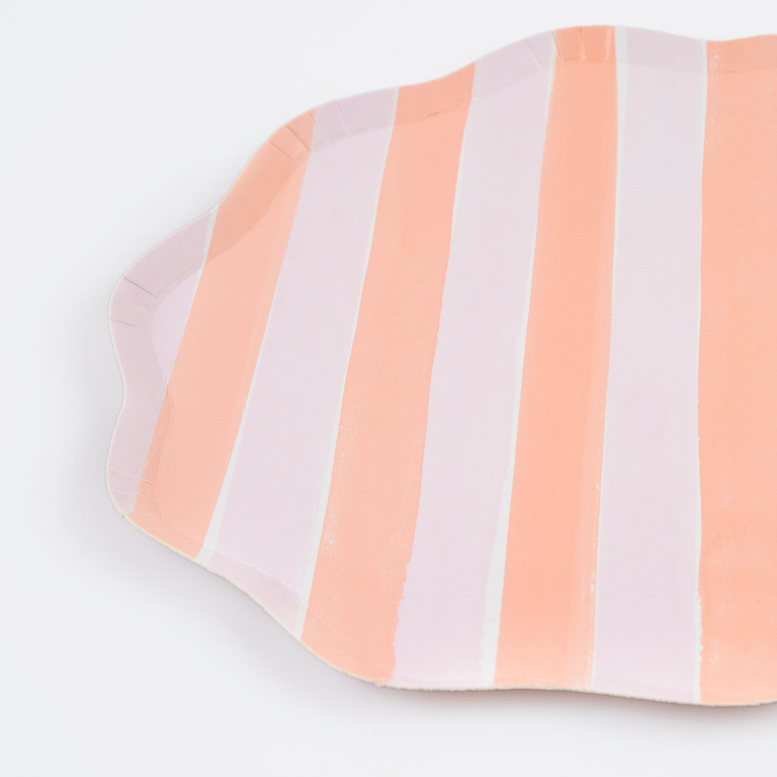 Our paper dinner plates, with stylish pastel stripes, are ideal as dinner plates for any special party.