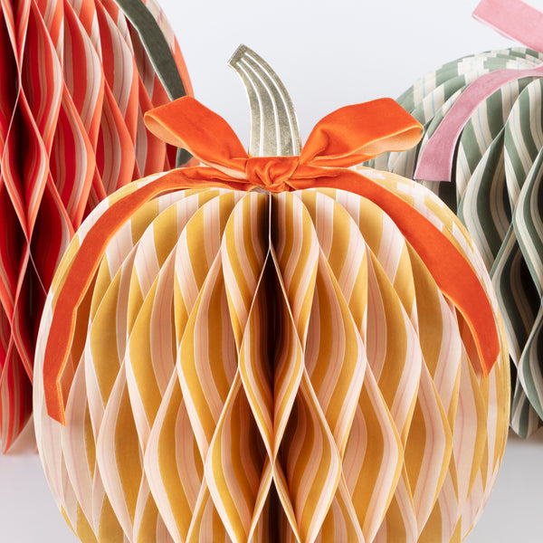 Our 3d pumpkins are the perfect rustic and sophisticated Thanksgiving decorations, or for fall parties. Image2