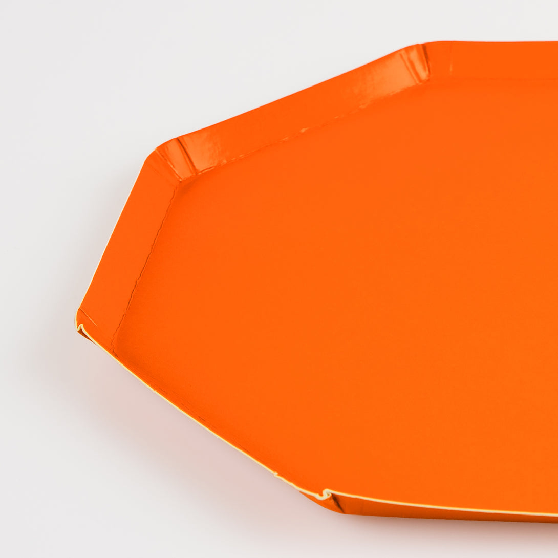 Our small paper plates, in a lovely orange shade, are ideal for any happy celebration.