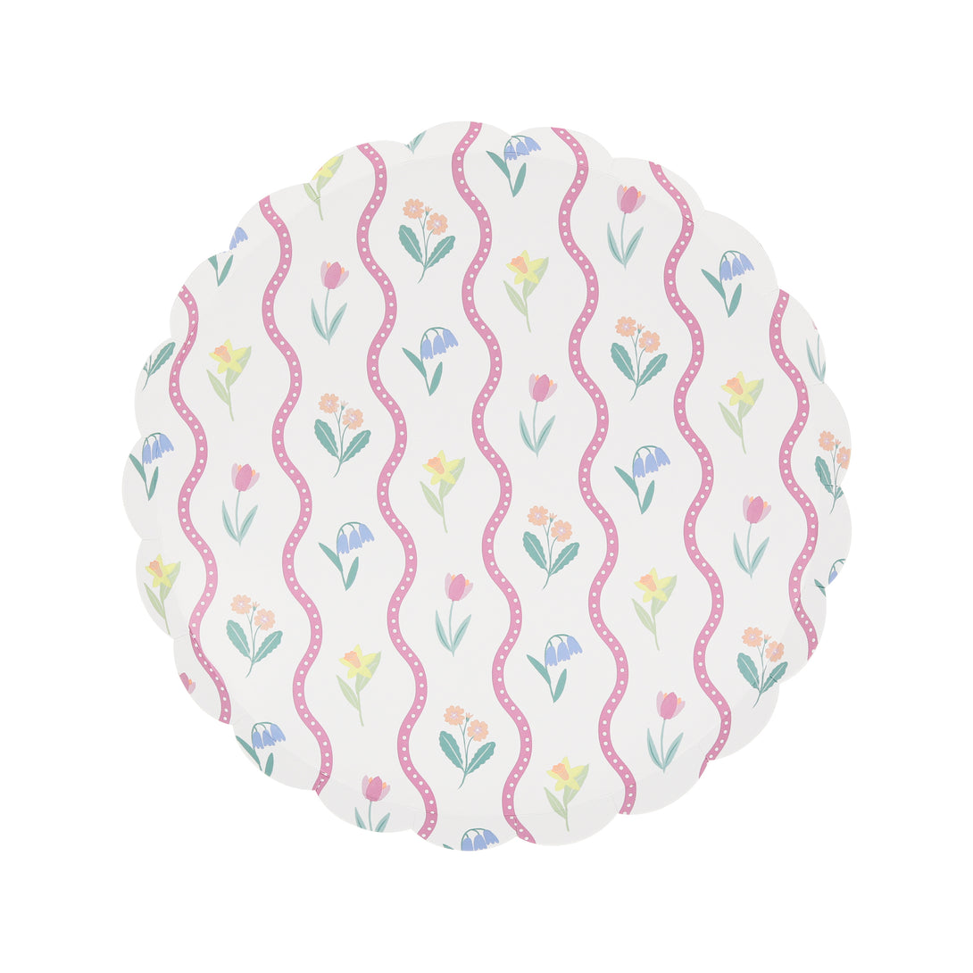 Our side plates, crafted in pastel colors with floral designs, are perfect for all stylish celebrations.