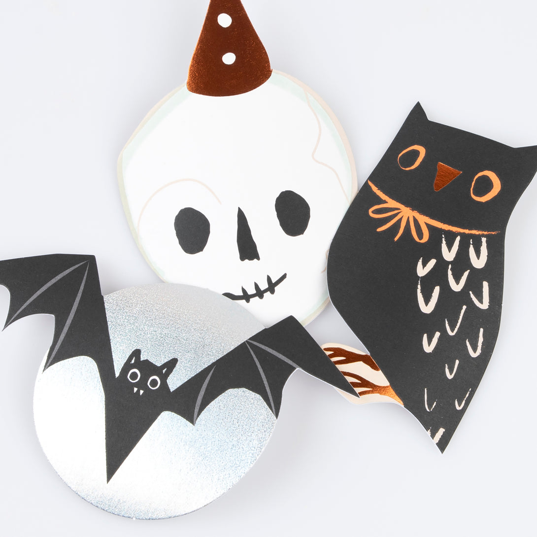 Kids love stickers, and will adore this terrific Halloween sticker set presented in a matchbox-style container.