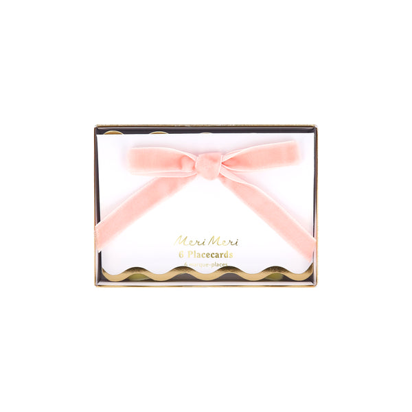 Use our luxury place cards with velvet bows in pastels colors, and shiny gold foil scalloped borders, for special meals like baby showers. Image4