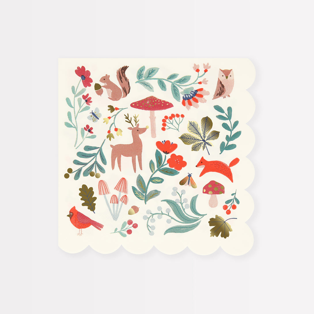 Our winter woodland party set features a statement winter garland, dinner plates, paper napkins and party cups.