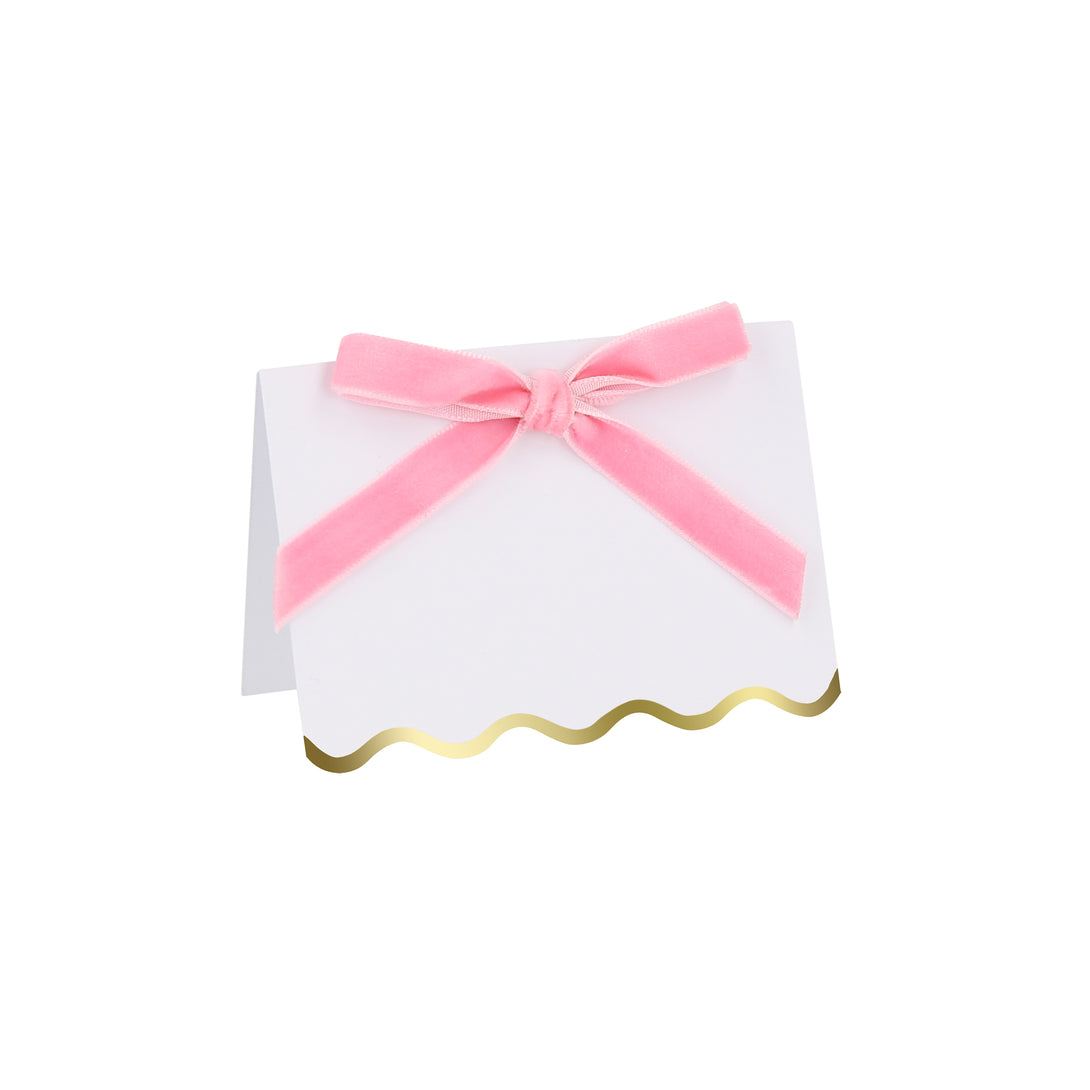 Use our luxury place cards with velvet bows in pastels colors, and shiny gold foil scalloped borders, for special meals like baby showers.