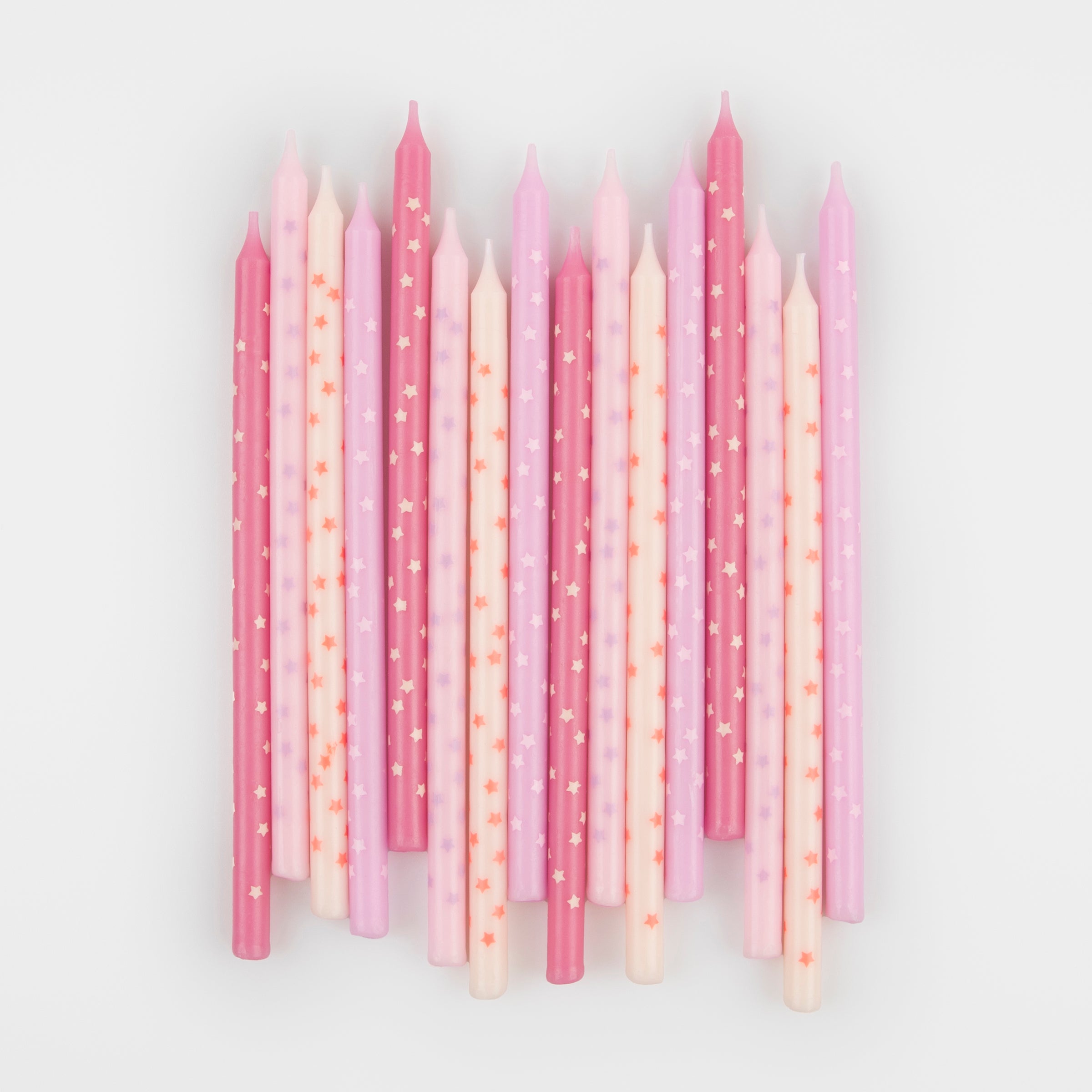 Our pink candles, with star details, are ideal as birthday candles for cakes or cupcakes.