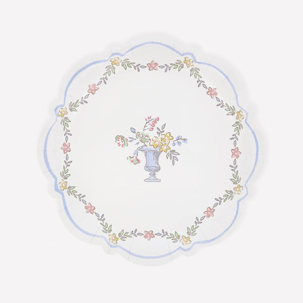 Our paper side plates, feature a rococo inspired floral design, ideal as statement tableware for an elegant occasion. Image1
