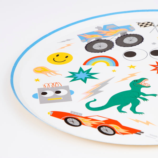 Use our party plates, with a retro bold and bright toy design, to make your birthday party look really great. Image2