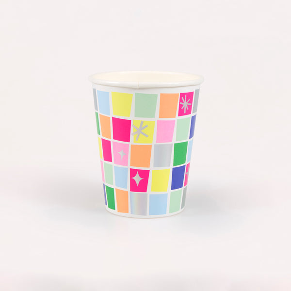 Our paper cups, with vibrant color and shiny holographic foil, are perfect for hot and cold drinks at a disco party or any groovy celebration. Image1