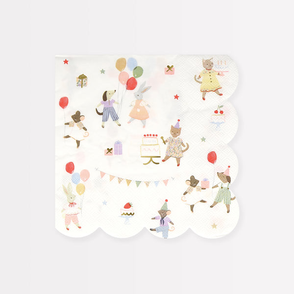 Our Animal Friends party set is ideal for first birthdays, featuring adorable tableware, party bags, party hats and a large paper garland. Image5