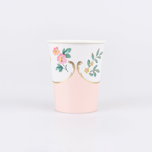 Our party cups, made from high-quality paper, feature pretty posies, pastel pink tones and shiny gold foil details. For hot or cold drinks. Image1
