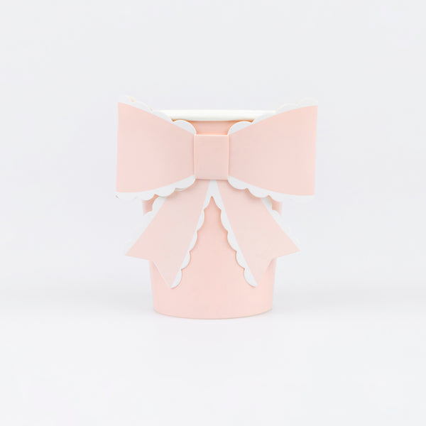 Our party cups feature big 3D bows for stylish flair, each set features pink cups and white cups, perfect for hot or cold party drinks. Image2