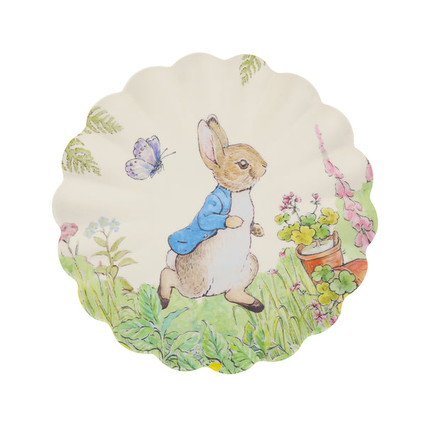 Our small melamine plates for kids feature Peter Rabbit and all his friends, perfect as picnic plates. Image4