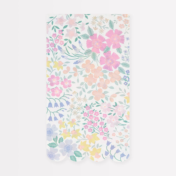 Our long paper napkins, with a pretty pastel floral design, are perfect to add to your spring or summer tableware.