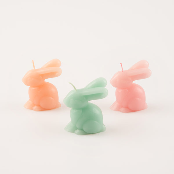 Our Easter candles make great Easter decorations, crafted in the shape of cute bunnies in pastel shades with colored wicks. Image4