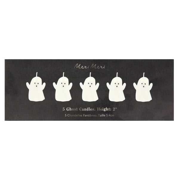 Our Halloween candles, crafted in the shape of little ghosts, are ideal as decorations or to give an eerie flicker of light on your party table. Image5