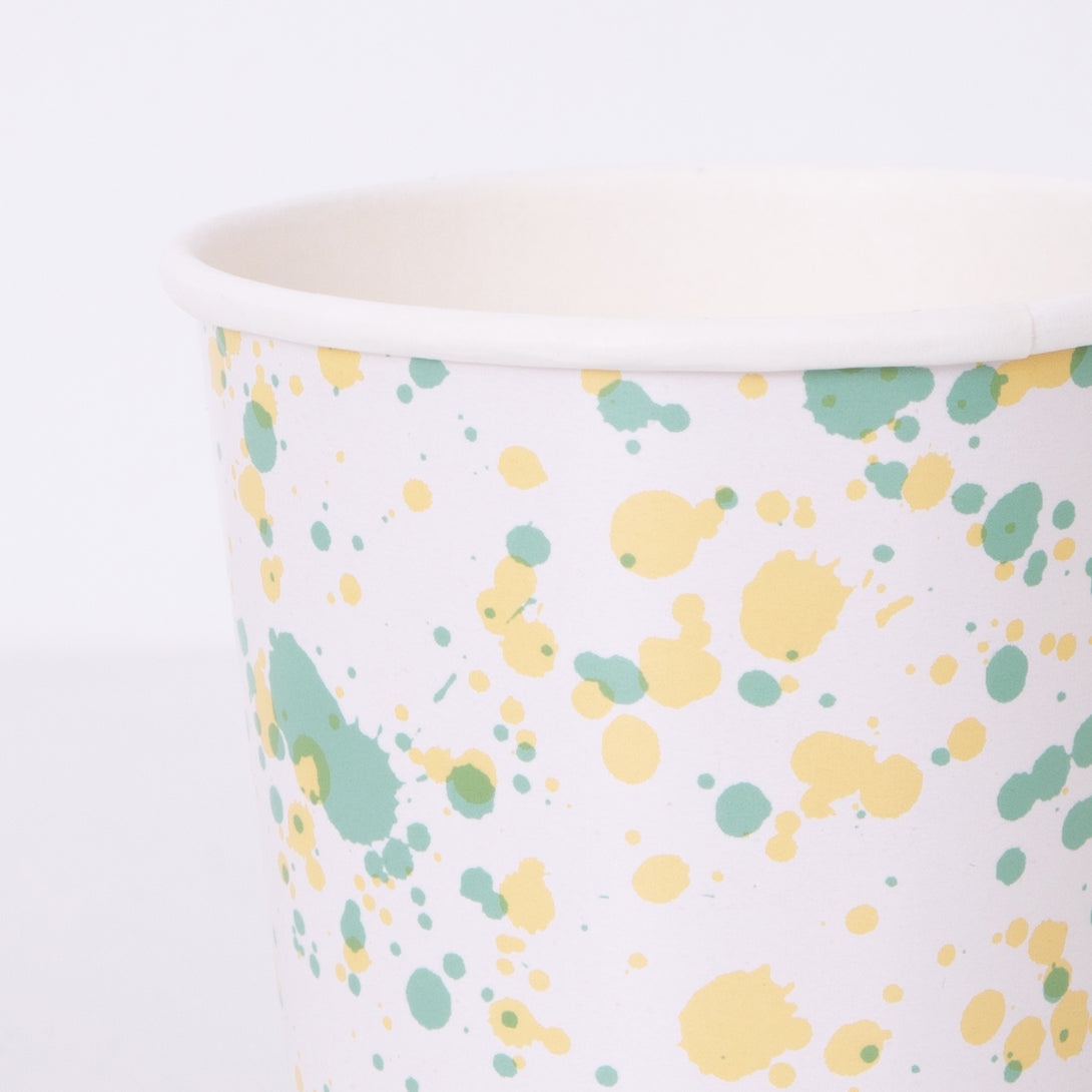 Our paper cups feature a speckling of colors, making them ideal for any kids birthday party themes or baby showers.