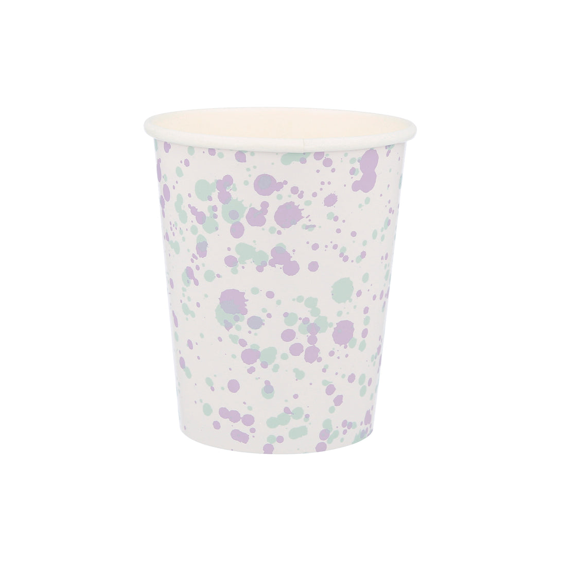 Our paper cups feature a speckling of colors, making them ideal for any kids birthday party themes or baby showers.