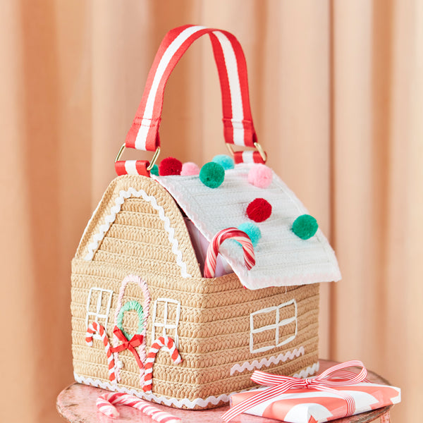 Our gingerbread woven paper bag makes the most amazing Christmas accessory. Image2