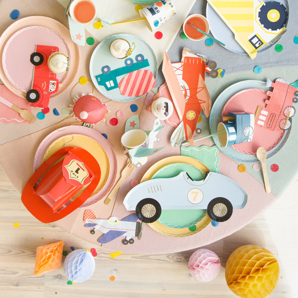 Our party plates are perfect for boys birthday party ideas. Image2