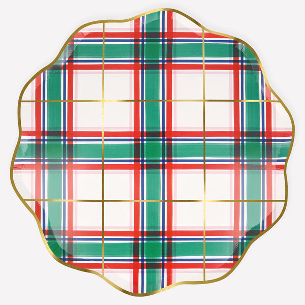 Our disposable plates features a Christmas plaid design of red, green, white and gold, ideal for a traditional festive effect. Image1