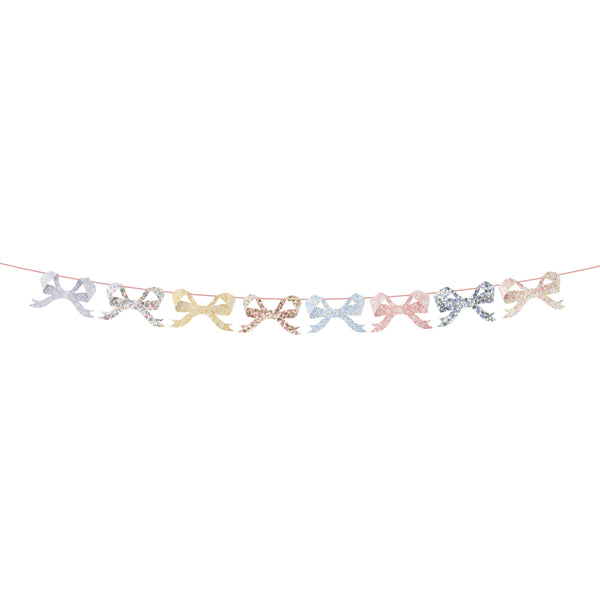 Our paper garland has pretty Liberty bow pennants and a pink velvet ribbon, a versatile garland Image3